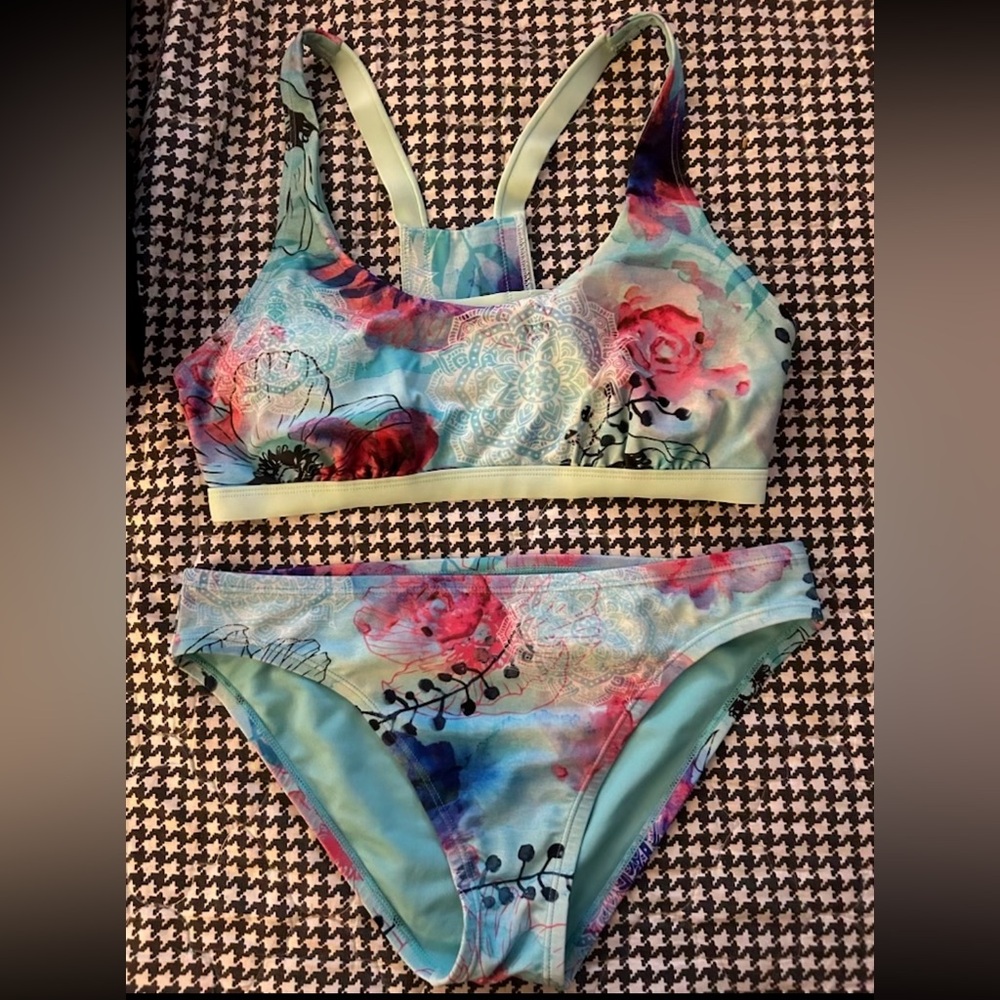 🌸ADIDAS Women’s Swim Aqua Floral Brigade Sports Bra w/Bikini Bottoms Medium NWOT